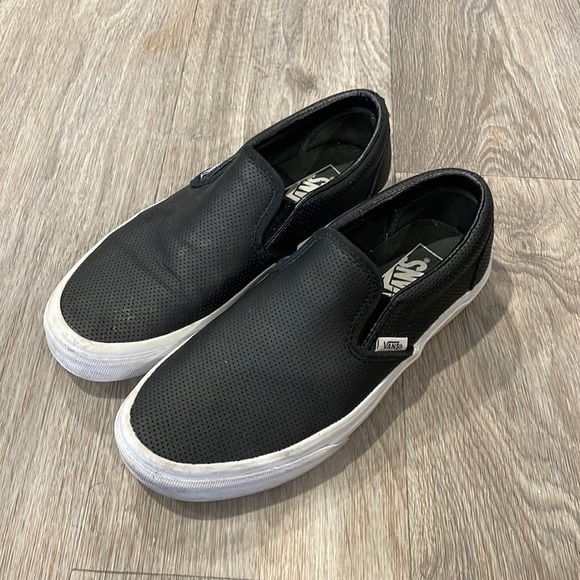 Black vans - Picture 1 of 3